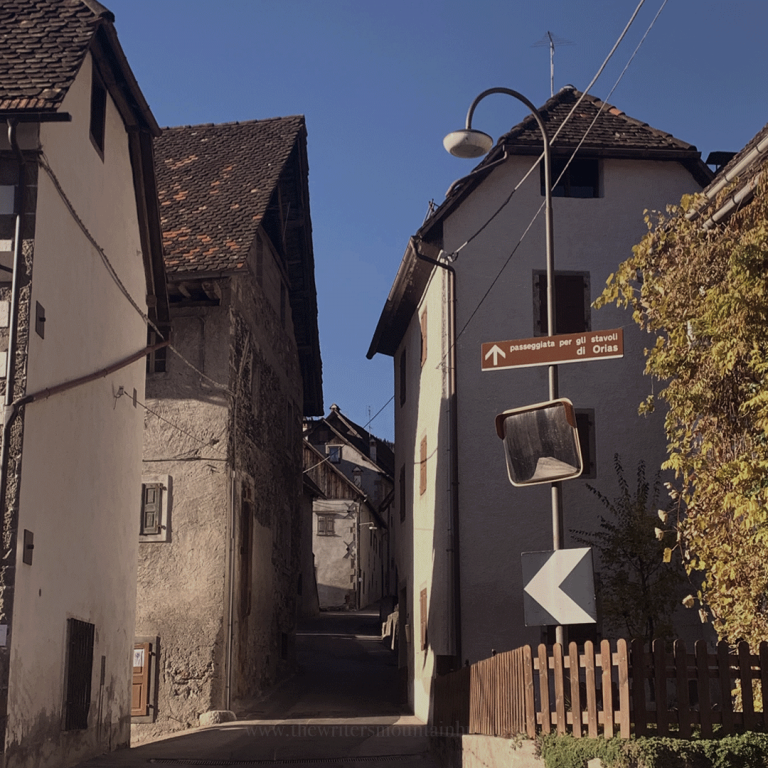 partenza per gli tavoli di Orias a Pieria