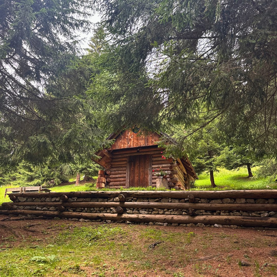 Baita lungo il sentiero per il Rifugio Monte Ferro